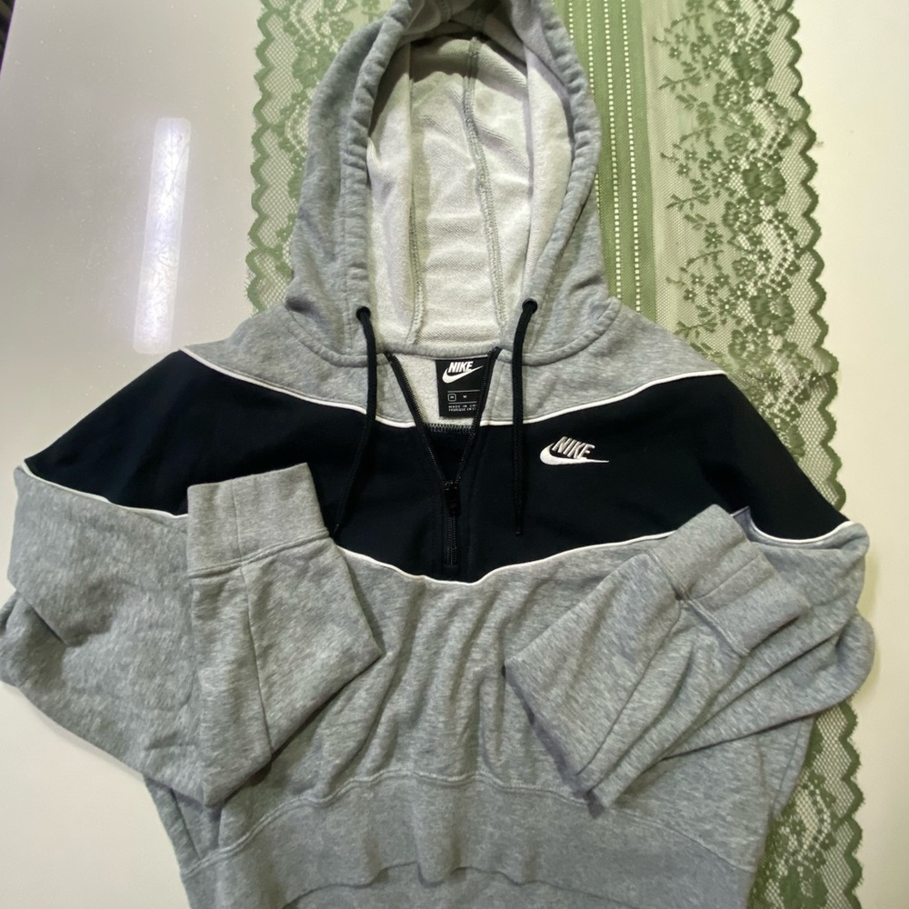 Nike Black and Gray Pullover Hoodie